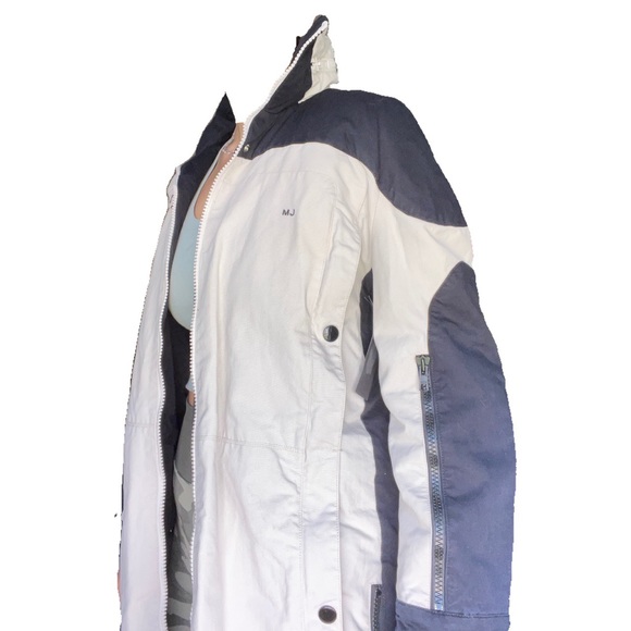 Marc Jacobs White and Black Jacket - Picture 4 of 5